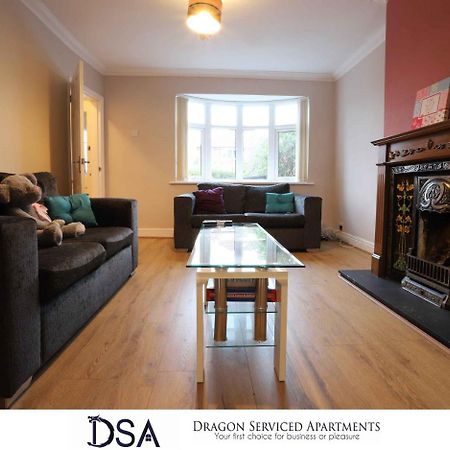 Solihull/Nec/Airport 3 Bedroom Semi-Detached House Μπέρμιγχαμ Εξωτερικό φωτογραφία