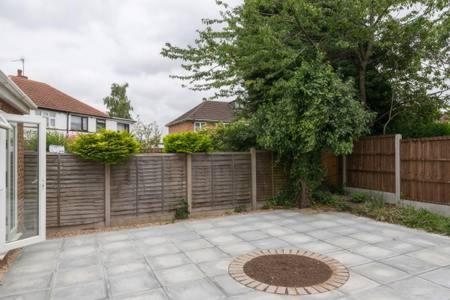 Solihull/Nec/Airport 3 Bedroom Semi-Detached House Μπέρμιγχαμ Εξωτερικό φωτογραφία