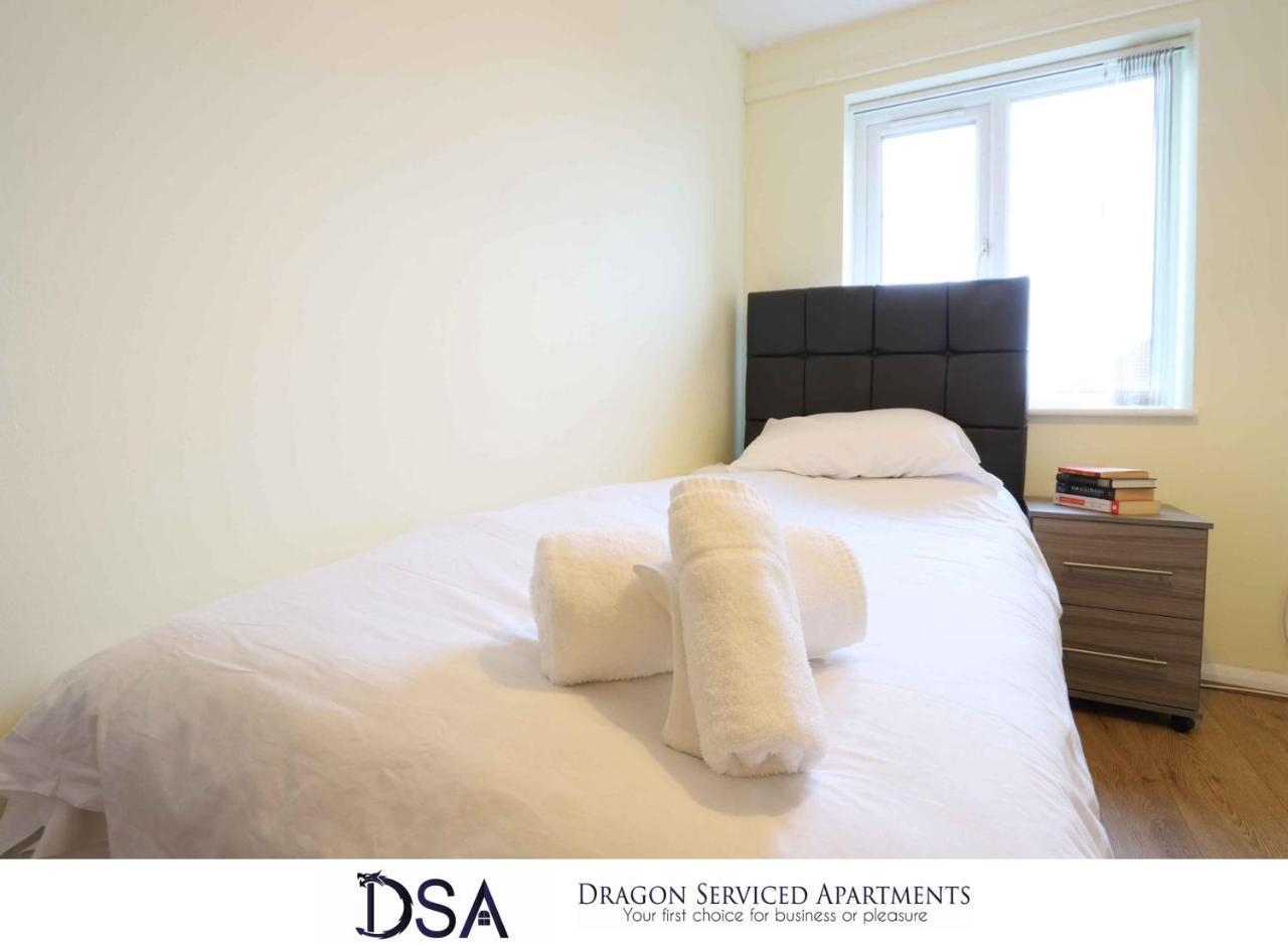 Solihull/Nec/Airport 3 Bedroom Semi-Detached House Μπέρμιγχαμ Εξωτερικό φωτογραφία