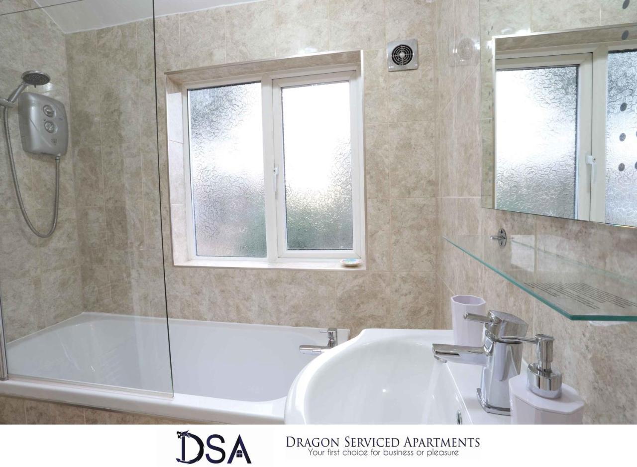 Solihull/Nec/Airport 3 Bedroom Semi-Detached House Μπέρμιγχαμ Εξωτερικό φωτογραφία